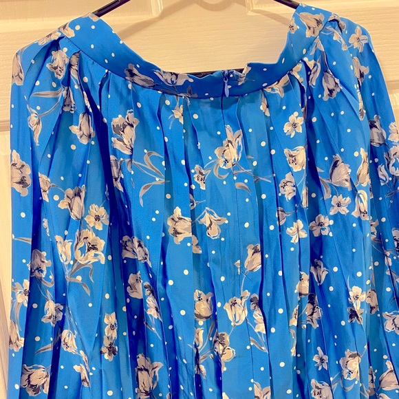 ✨Host Pick✨ Allover Pleated Floral Flutter Skirt - Picture 7 of 9